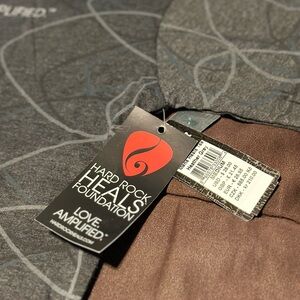 Hard Rock Cafe Gray Short Sleeve - Pulse Concert tee